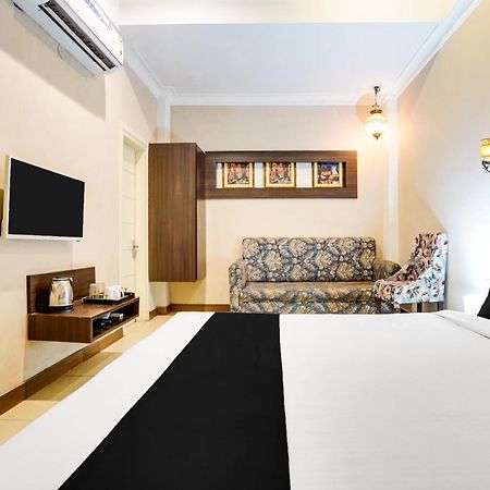 Super Townhouse Mansarovar Near Metro Station Джайпур Екстериор снимка