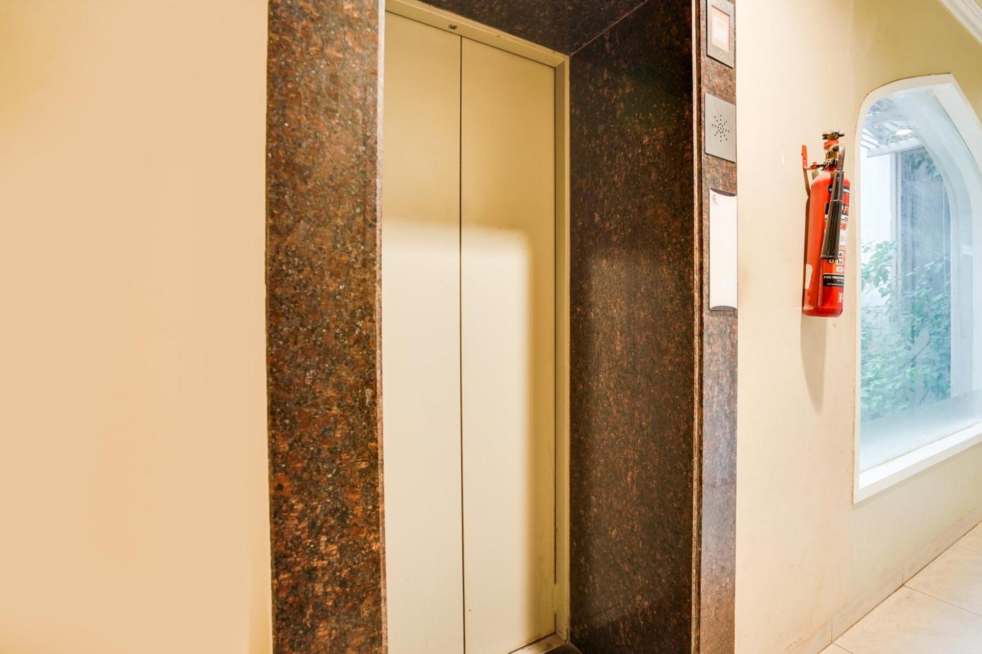 Super Townhouse Mansarovar Near Metro Station Джайпур Екстериор снимка